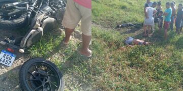 Acidente em Matriz do Camaragibe deixa um homem morto e outro gravemente ferido