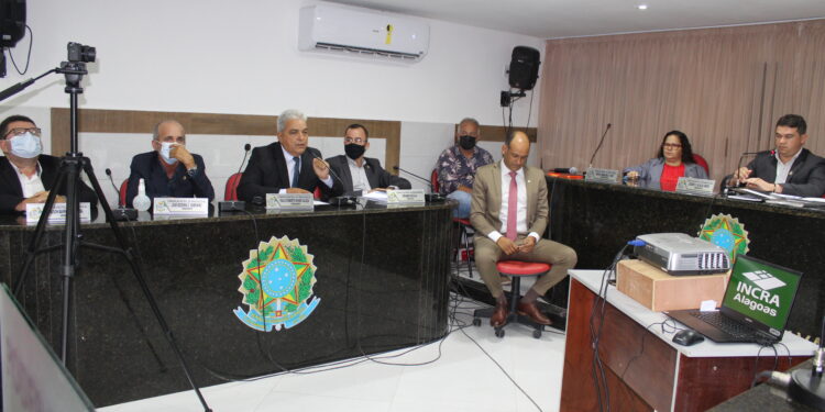 Superintendente do Incra é convocado por vereadores após posto médico ser fechado no assentamento Samba