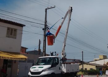 Prefeitura de Maragogi reforça iluminação pública na rodovia AL 101 Norte em São Bento; moradores cobram para Barra Grande e Peroba