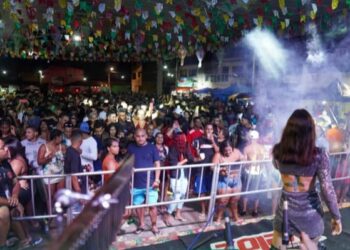 Prefeitura de Japaratinga encerra festejos juninos com chave de ouro