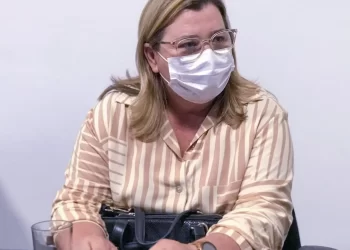 Prefeita de Porto Calvo pode ser afastada a qualquer momento; vice se prepara para assumir o cargo