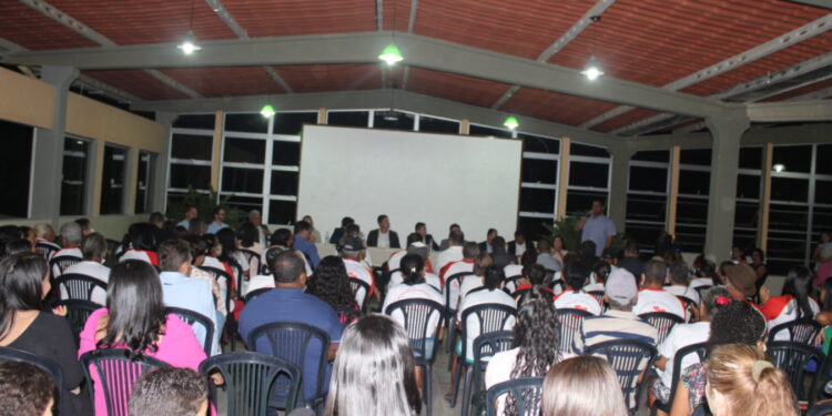 MARAGOGI — Em noite festiva, Câmara entrega títulos de Cidadão Honorário