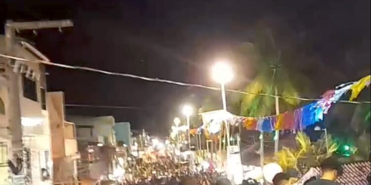Bloco Madeira de Lei abre o Carnaval de Maragogi com a banda Chicana
