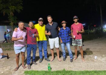 MARAGOGI — Vereadores Fio e Júnior de Barra Grande prestigiam corrida de argola em Bom Jesus