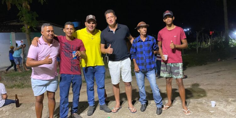 MARAGOGI — Vereadores Fio e Júnior de Barra Grande prestigiam corrida de argola em Bom Jesus