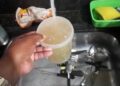 Sem leitura de hidrômetro, Verde Alagoas deixa Distrito de Maragogi inadimplente e ainda distribui água barrenta