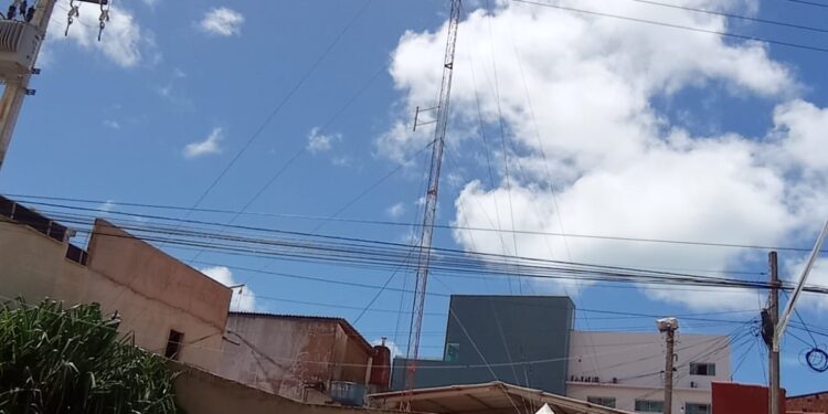 Redes Sociais neutralizam rádios comunitárias e acendem alerta vermelho para rádios comerciais