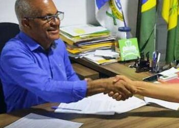 Considerado um dos melhores prefeitos da Região Norte, Déo mantém os salários dos servidores no mês trabalhado