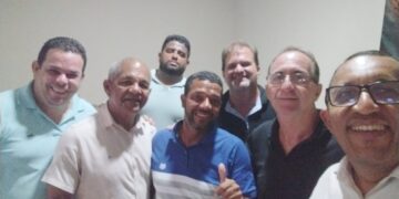 Vereadores em Japaratinga declaram apoio ao prefeito Déo; o trabalho continuará