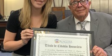 Proposto pela deputada Cibele Moura, título de Cidadão Honorário de Alagoas é entregue ao médico Renato Rezende